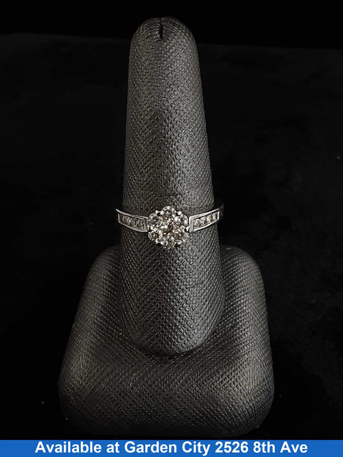 Women's Ring - White Gold 10k (.417) 4.3 grams Size 9
