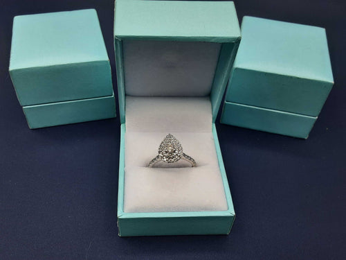 Women's Ring - White Gold 10k (.417) 2.8 grams Size 8.5