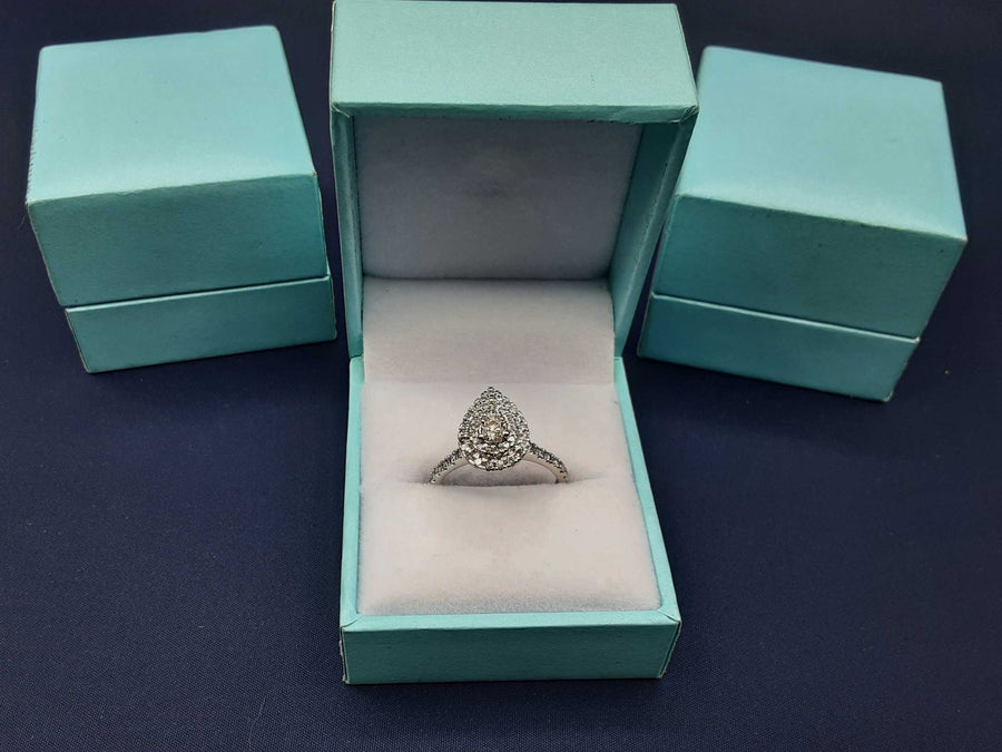 Women's Ring - White Gold 10k (.417) 2.8 grams Size 8.5