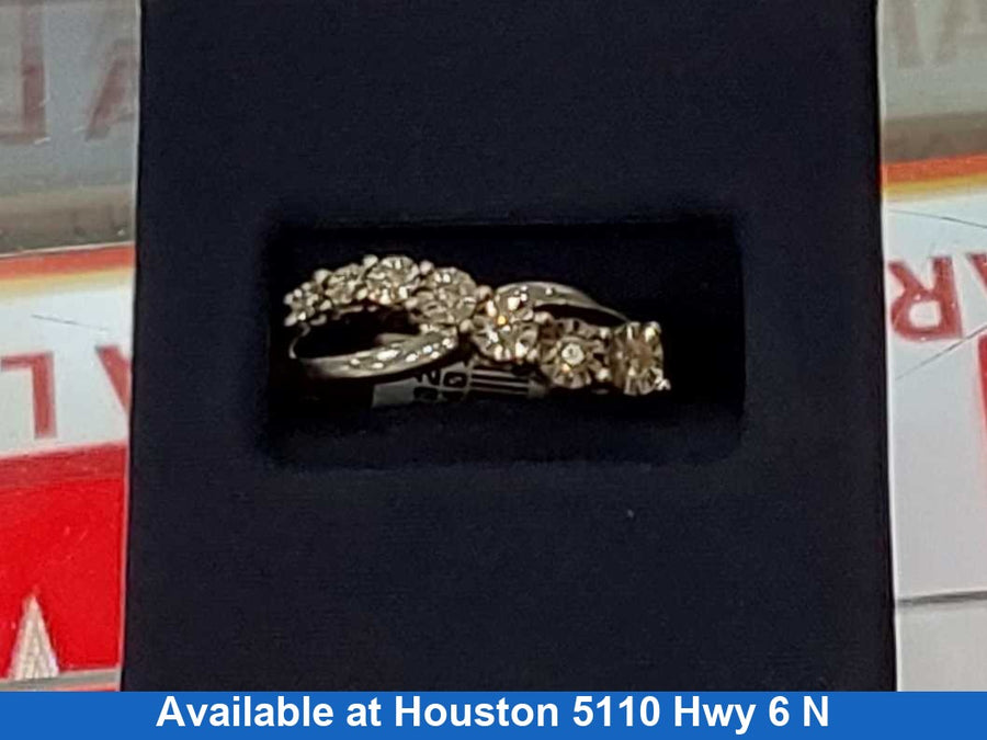 Women's Ring - Silver 3.1 grams Size 7