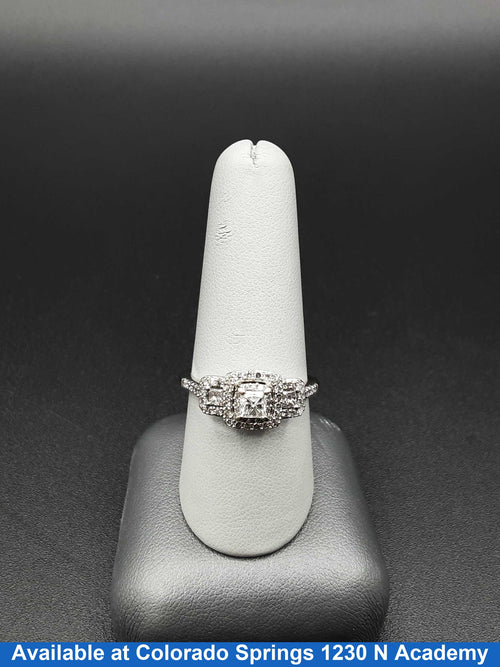 Women's Ring - White Gold 10k (.417) 4.1 grams Size 9