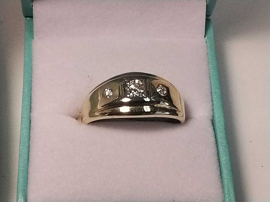 Ring - Wedding Band - Yellow Gold 14k (.585) 4 grams Size 11