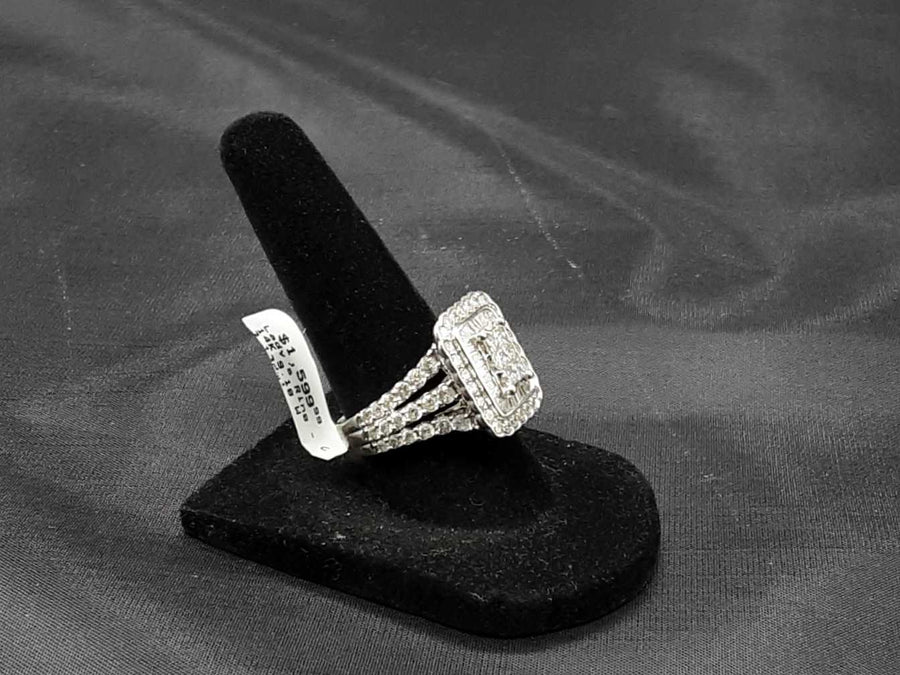 Women's Ring - White Gold 14k (.585) 9.1 grams Size 7