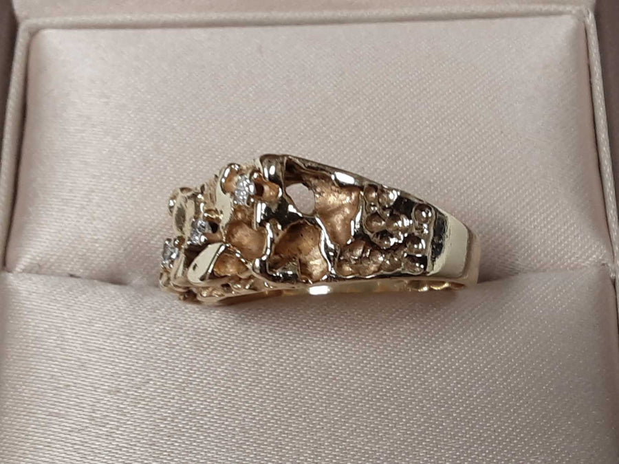 Men's Ring - Yellow Gold 10k (.417) 5.4 grams Size 8