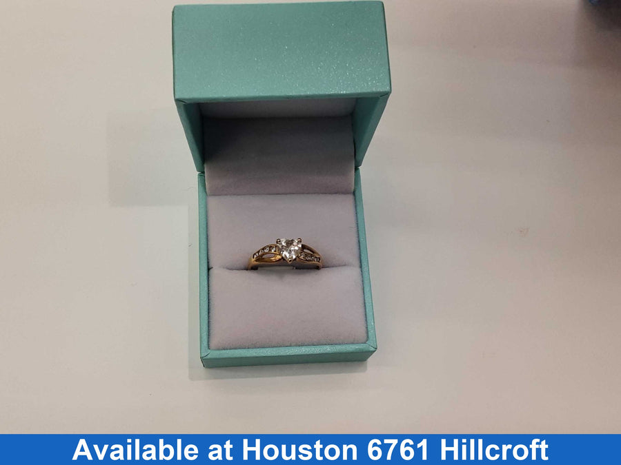 Women's Ring - Solitaire - Yellow Gold 10k (.417) 1.7 grams Size 8.5