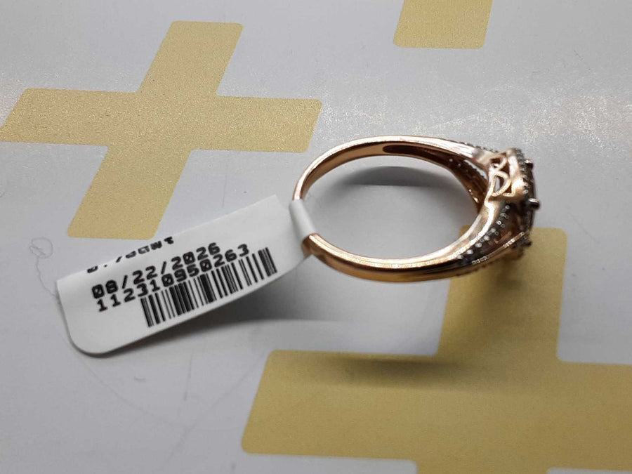 Women's Ring - Yellow Gold 14k (.585) 2.7 grams Size 7