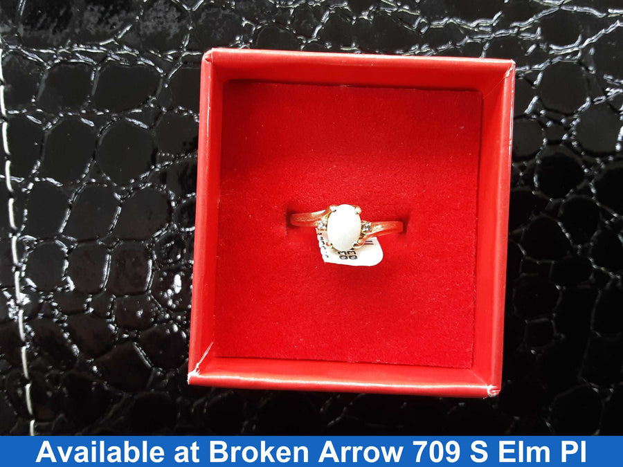 Women's Ring - Yellow Gold 10k (.417) 1.9 grams Size 20