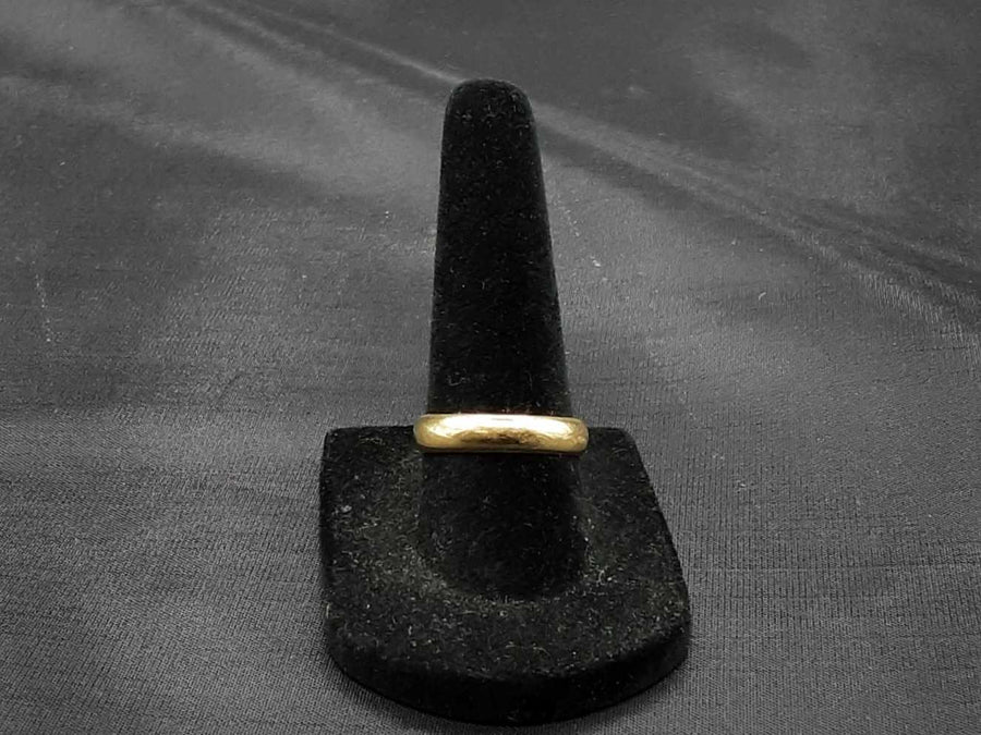 Ring - Wedding Band - Yellow Gold 14k (.585) 3.7 grams Size 7