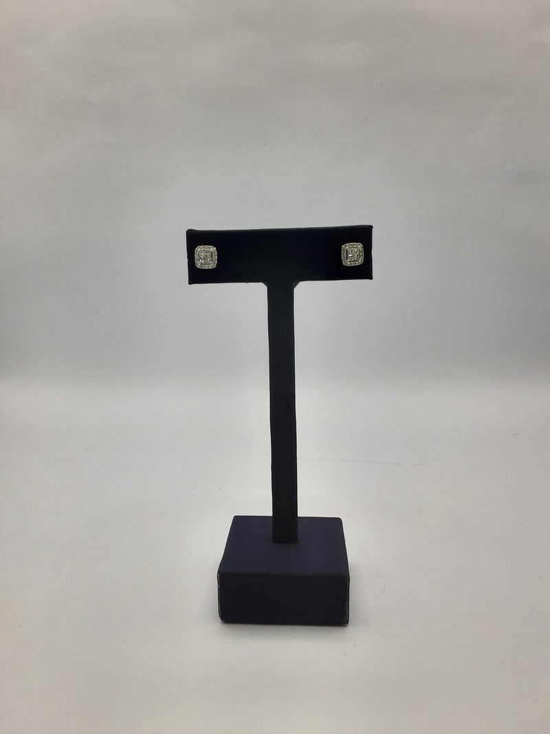 14kt Diamond Stud Earrings