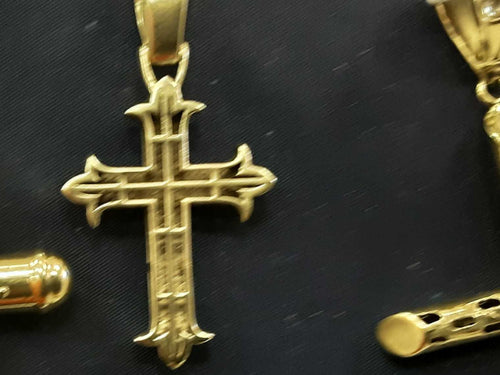 Religious Pendant - Yellow Gold 10k (.417) 5.5 grams