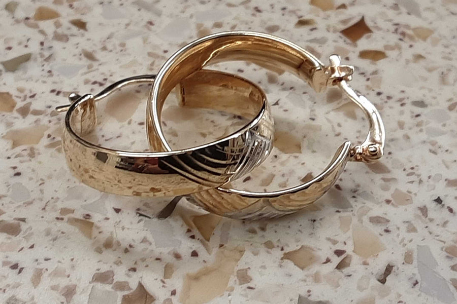 Hoop Earrings - Yellow Gold 10k (.417) 2.7 grams