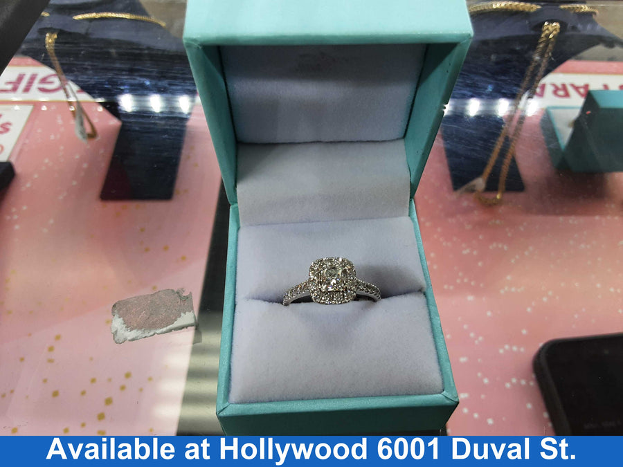 Women's Ring - White Gold 14k (.585) 3.8 grams Size 8