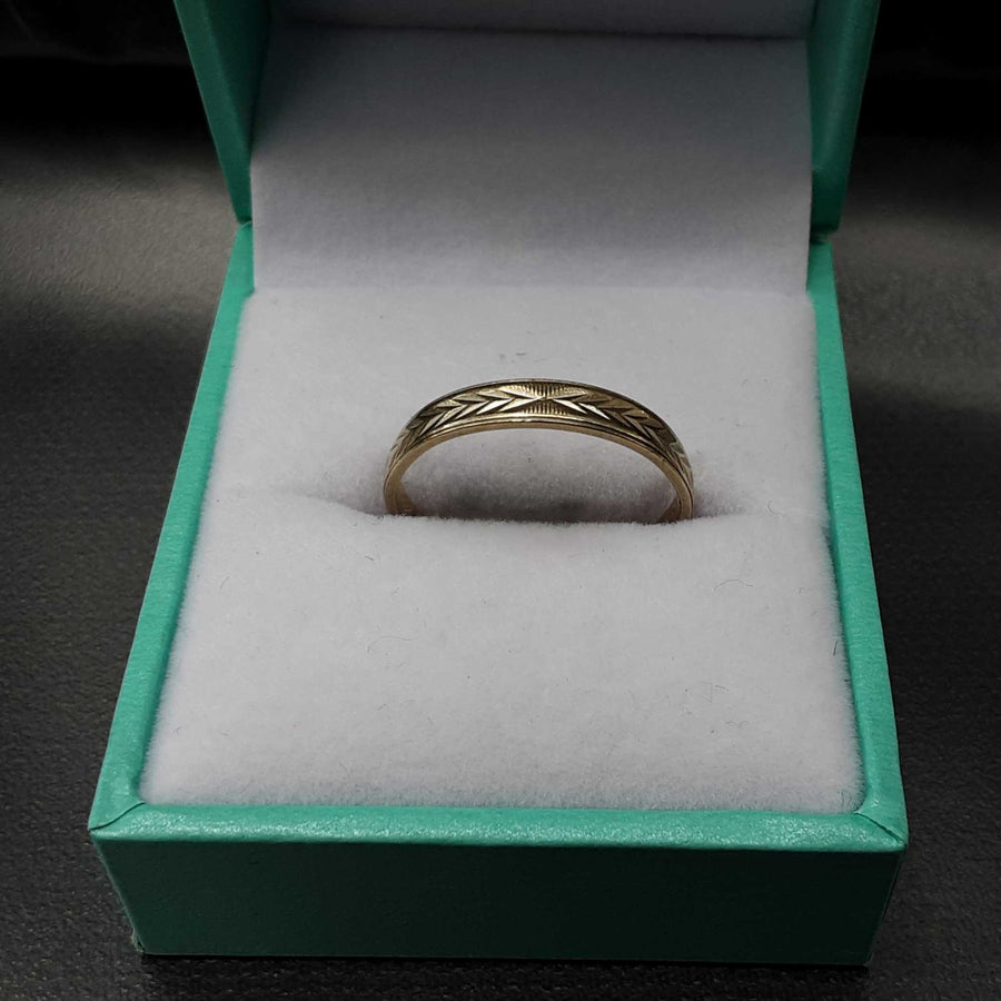 Ring - Wedding Band - Yellow Gold 10k (.417) 1.5 grams Size 8