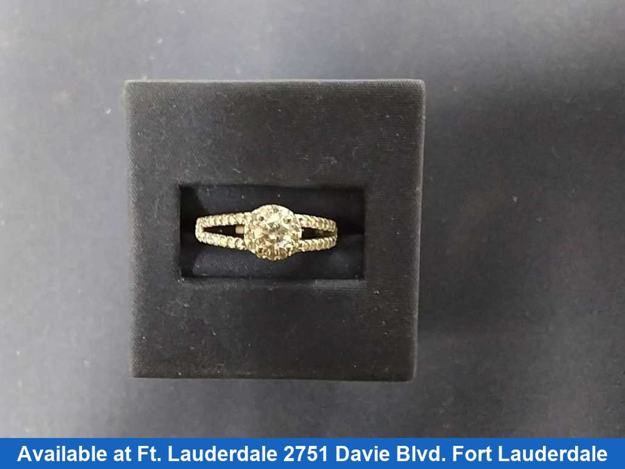 Women's Ring - Yellow Gold 14k (.585) 3.2 grams Size 6