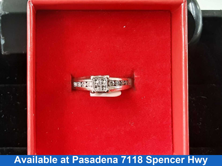 Women's Ring - White Gold 14k (.585) 3.4 grams Size 6