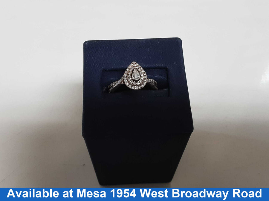 Women's Ring - Yellow Gold 14k (.585) 3.4 grams Size 5