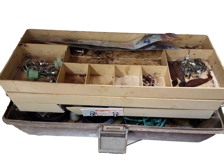 Gray Tackle Box / Accessory