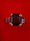 Women's Ring - Yellow Gold 14k (.585) 3.6 grams Size 8.5
