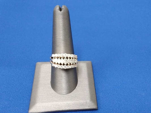Women's Ring - Yellow Gold 14k (.585) 5.3 grams Size 10