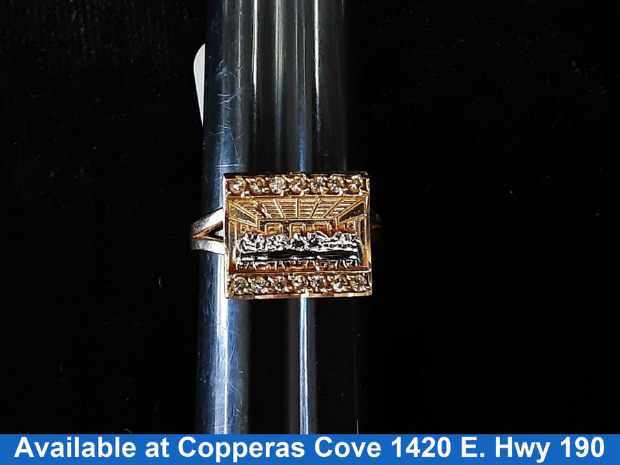 Women's Ring - Yellow Gold 10k (.417) 2.1 grams Size 6.5