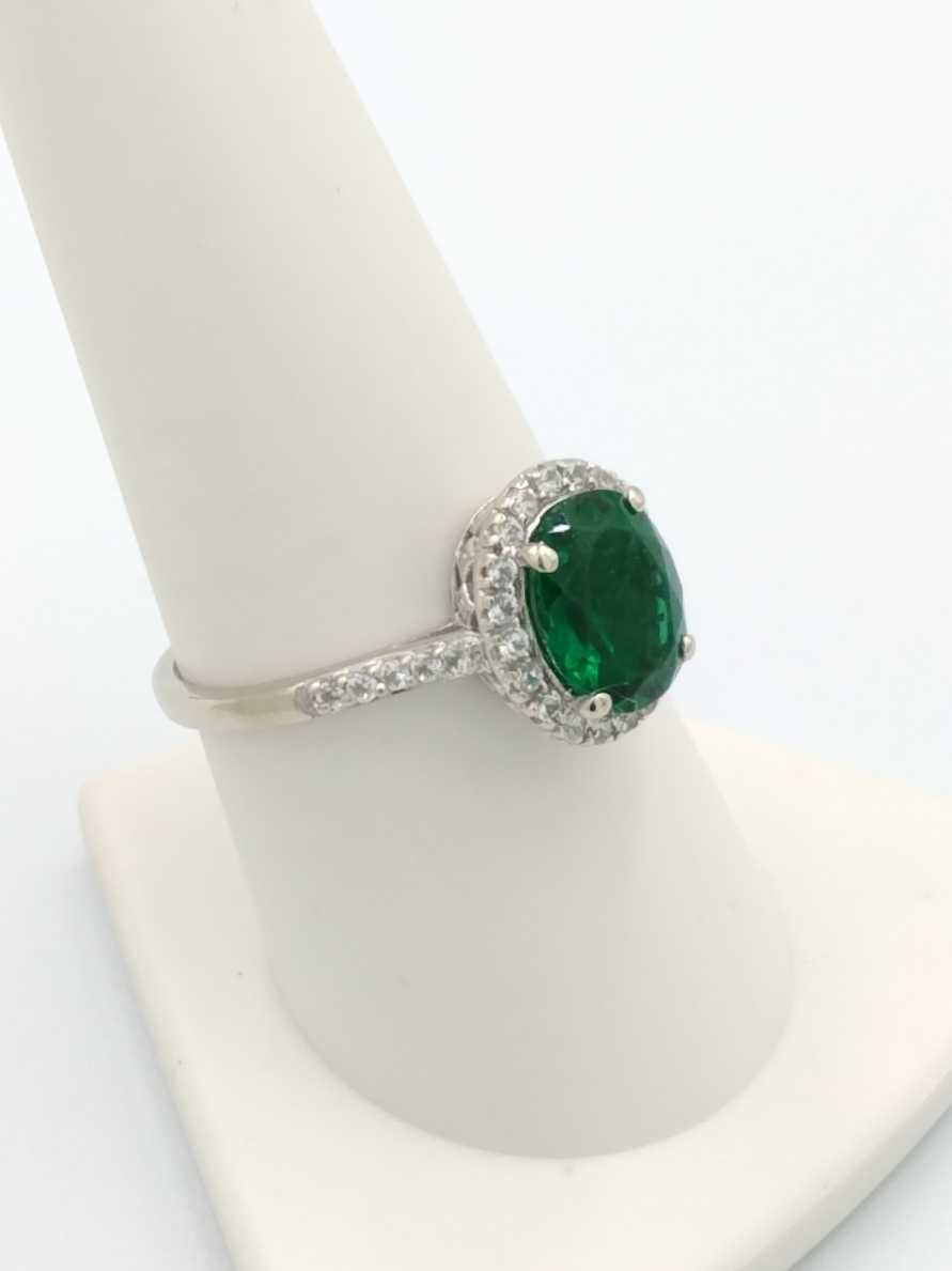 Women's Ring - White Gold 10k (.417) 2.7 grams Size 9.5