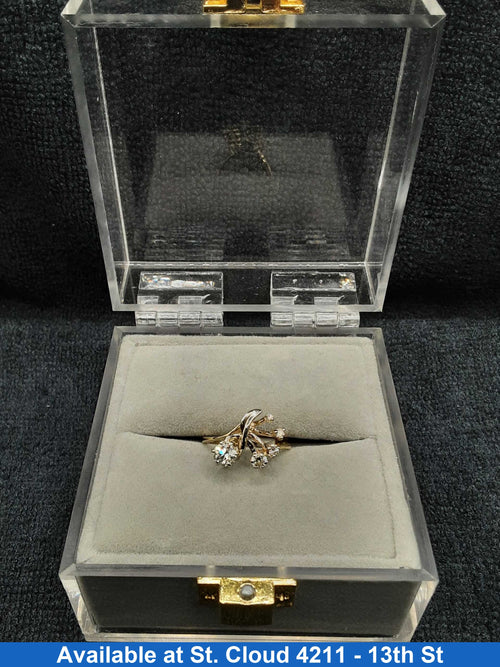 Woman's Diamond Ring