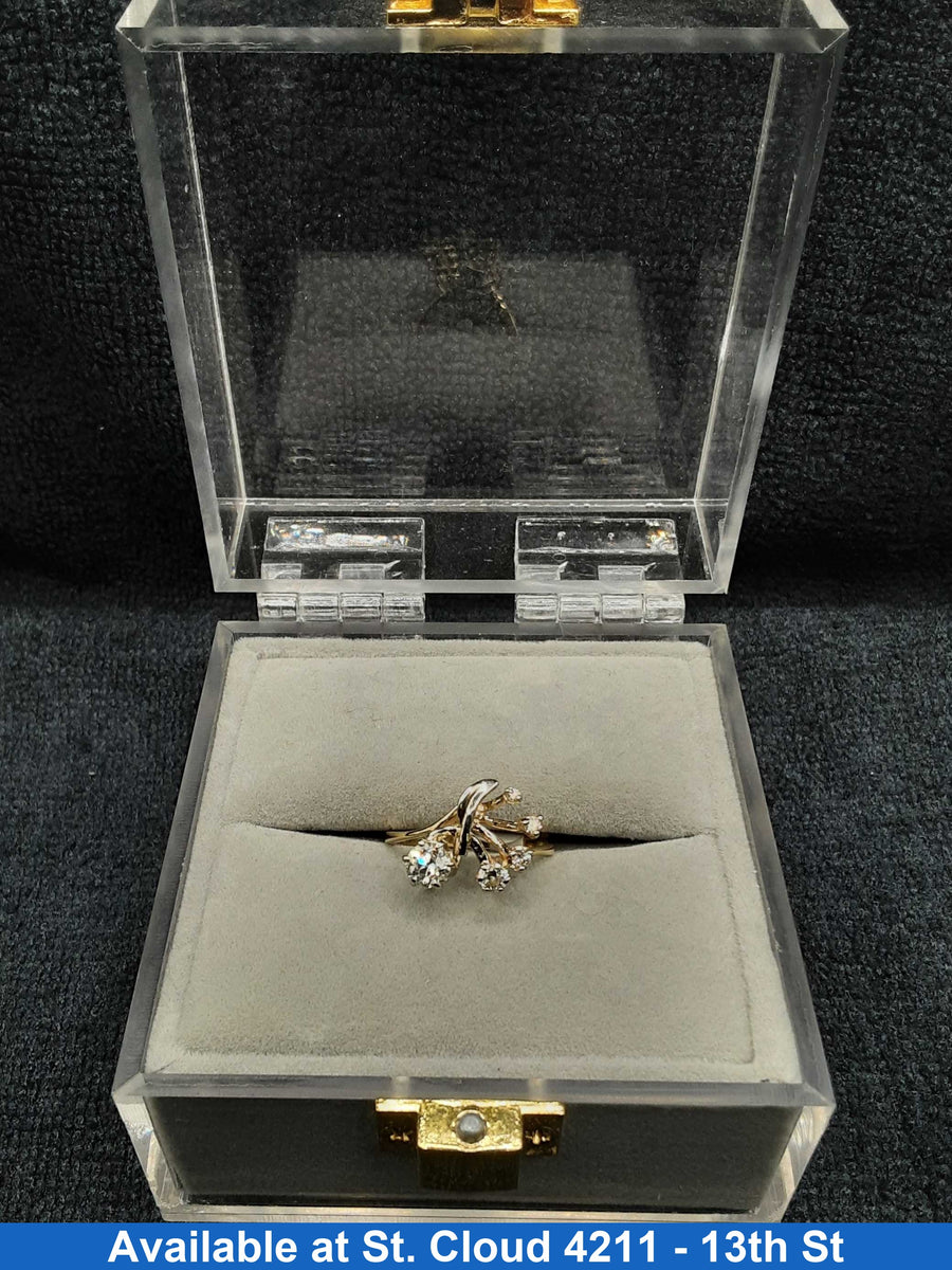 Woman's Diamond Ring