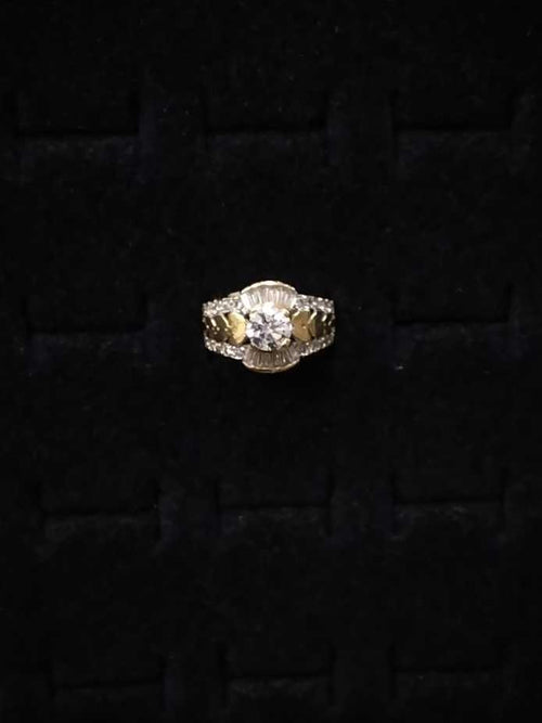 Women's Ring - Yellow Gold 10k (.417) 5.3 grams Size