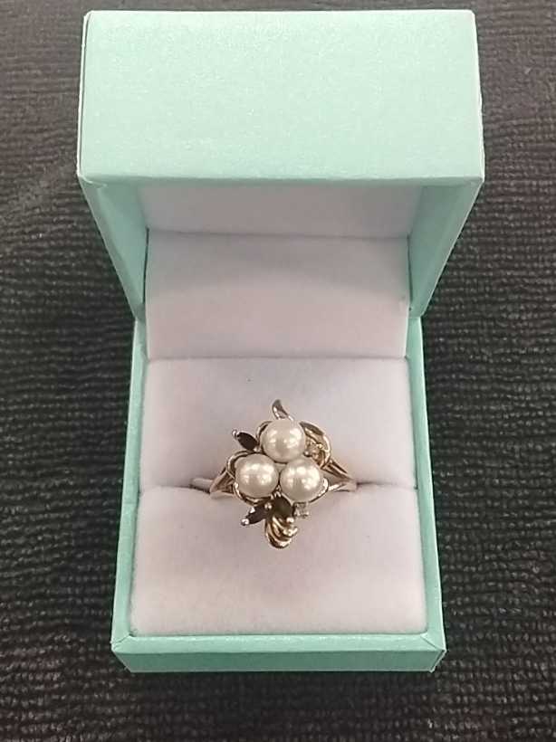 Women's Ring - Yellow Gold 14k (.585) 4.9 grams Size 8.5