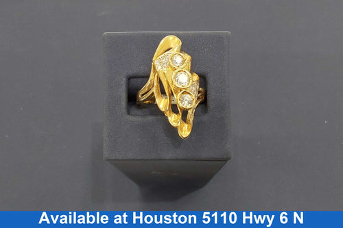 Women's Ring - Yellow Gold 10k (.417) 7.9 grams Size 7