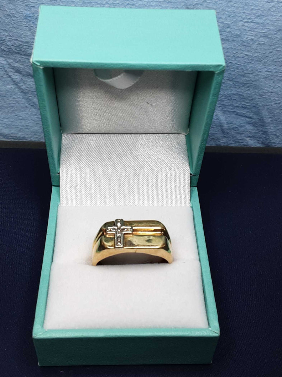 Men's Ring - Yellow Gold 10k (.417) 3.9 grams Size 9