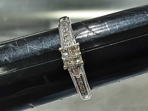 Ring - Wedding Set - White Gold 14k (.585) 2.5 grams Size 7