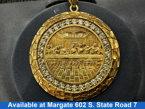 Religious Pendant - Yellow Gold 10k (.417) 11.5 grams