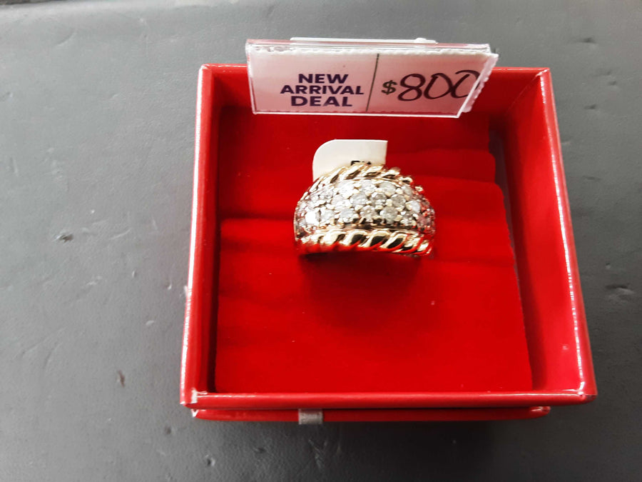 Women's Ring - Yellow Gold 14k (.585) 5.5 grams Size 5.5