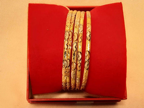 Bangle Bracelet - Yellow Gold 14k (.585) 16.5 grams 5 inch