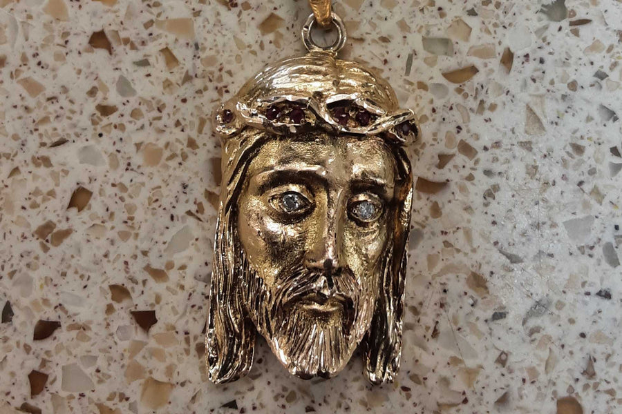 Religious Pendant - Yellow Gold 10k (.417) 40.9 grams