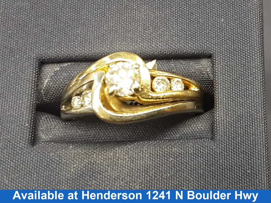 Women's Ring - Yellow Gold 14k (.585) 6 grams Size 11.5