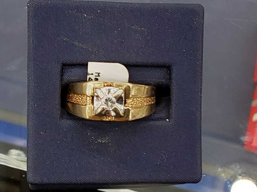 Men's Ring - Yellow Gold 14k (.585) 7.2 Grams Size 9
