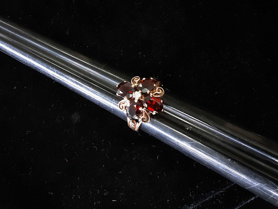 Women's Ring - Yellow Gold 10k (.417) 5 grams Size 7.5