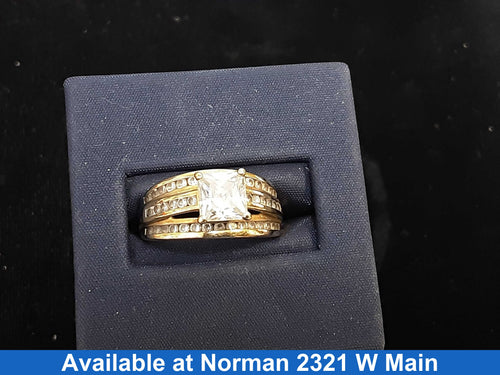 Women's Ring - Yellow Gold 10k (.417) 3.5 grams Size 7.5