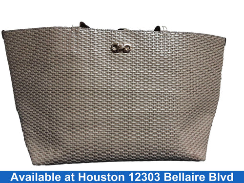 Salvatore Ferragamo Au-21 Beige / Tan Purse / Handbag