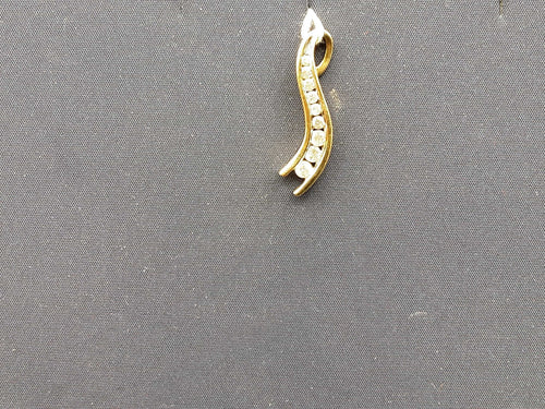Diamond Pendant - Yellow Gold 10k (.417) 2.2 grams