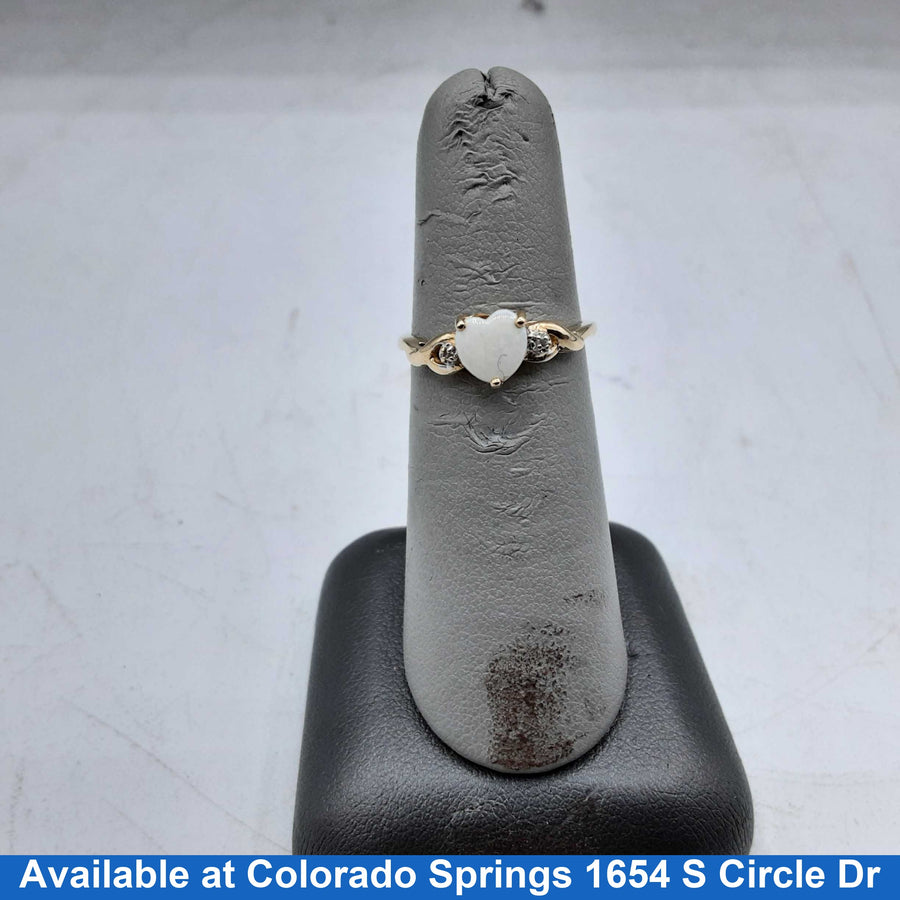 Women's Ring - Yellow Gold 10k (.417) 1.7 grams Size 8