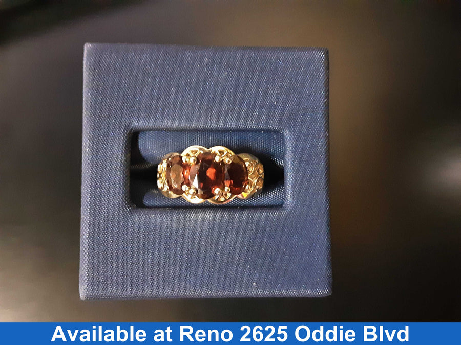 Women's Ring - Yellow Gold 14k (.585) 3.7 grams Size 6
