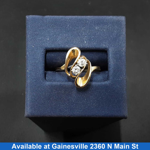 Women's Ring - Yellow Gold 14k (.585) 2.2 grams Size 7.5