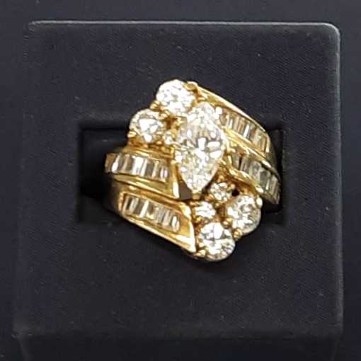 Women's Ring - Yellow Gold 14k (.585) 10.2 grams Size 9