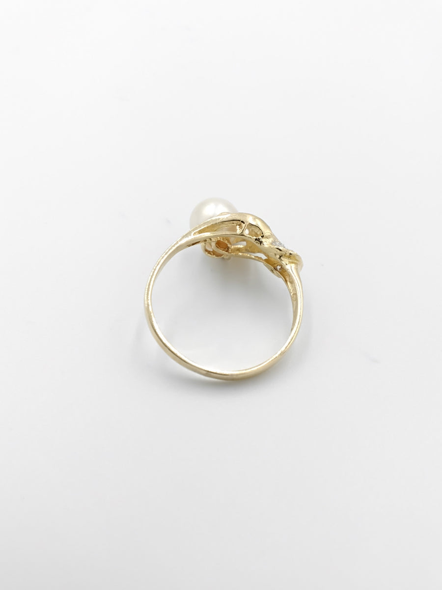 Women's Ring - Yellow Gold 14k (.585) 2.7 grams Size 7