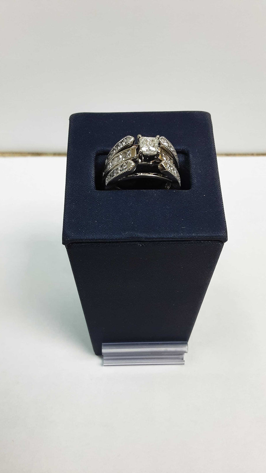 Ring - Engagement Set - White Gold 14k (.585) 8.9 grams Size 7