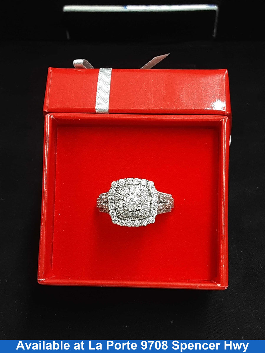 Women's Ring - Solitaire - White Gold 10k (.417) 4.2 grams Size 8