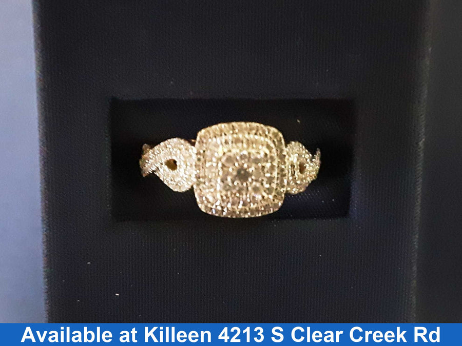 Women's Ring - Yellow Gold 10k (.417) 3.4 grams Size 7